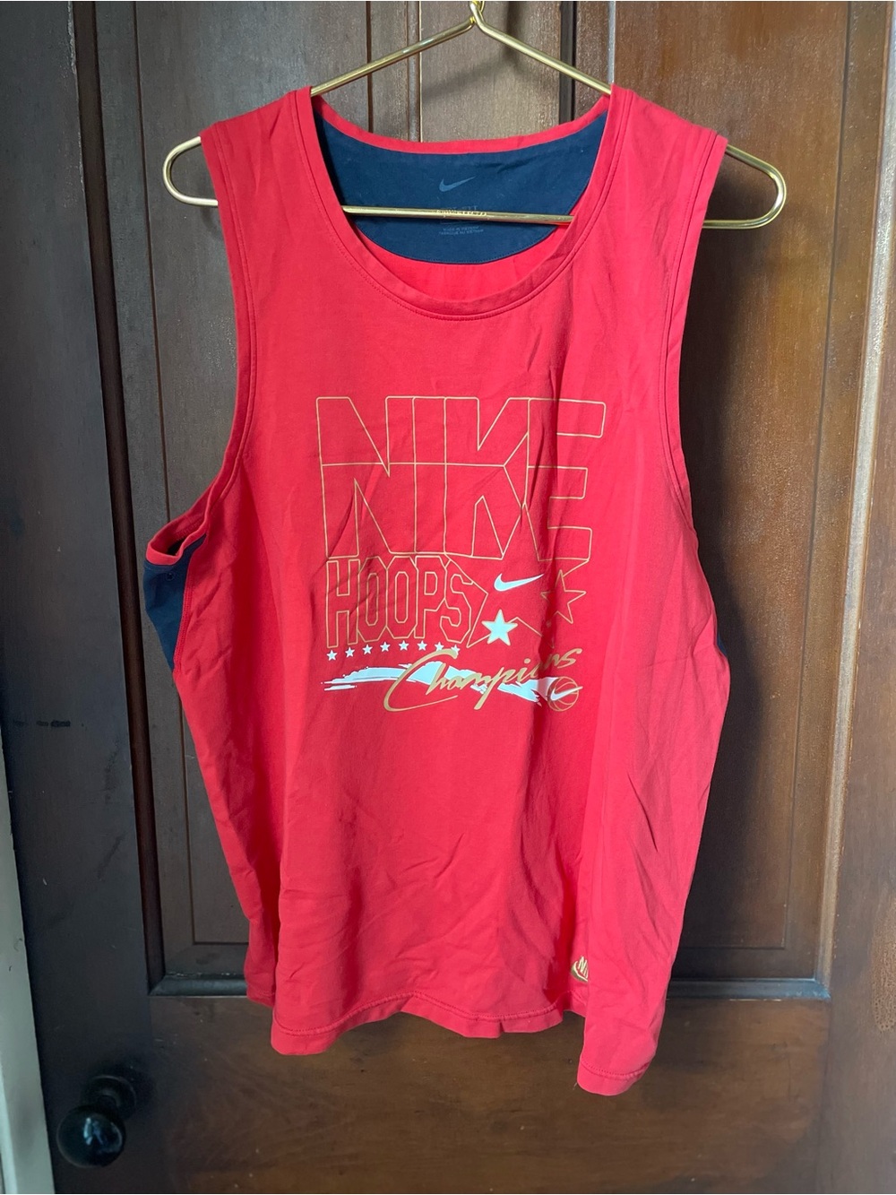 Nike dri fit men's large red / blue tank top